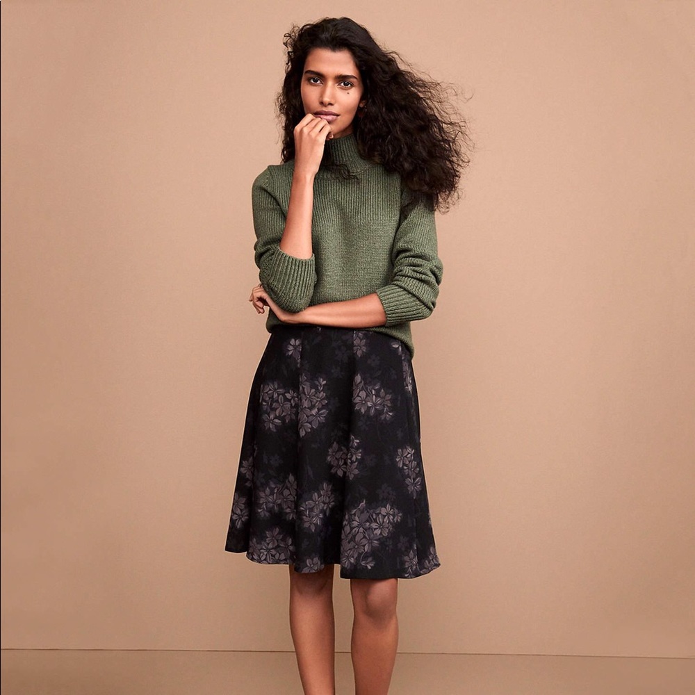 NWT Ann Taylor Crocus Flower Flare Skirt